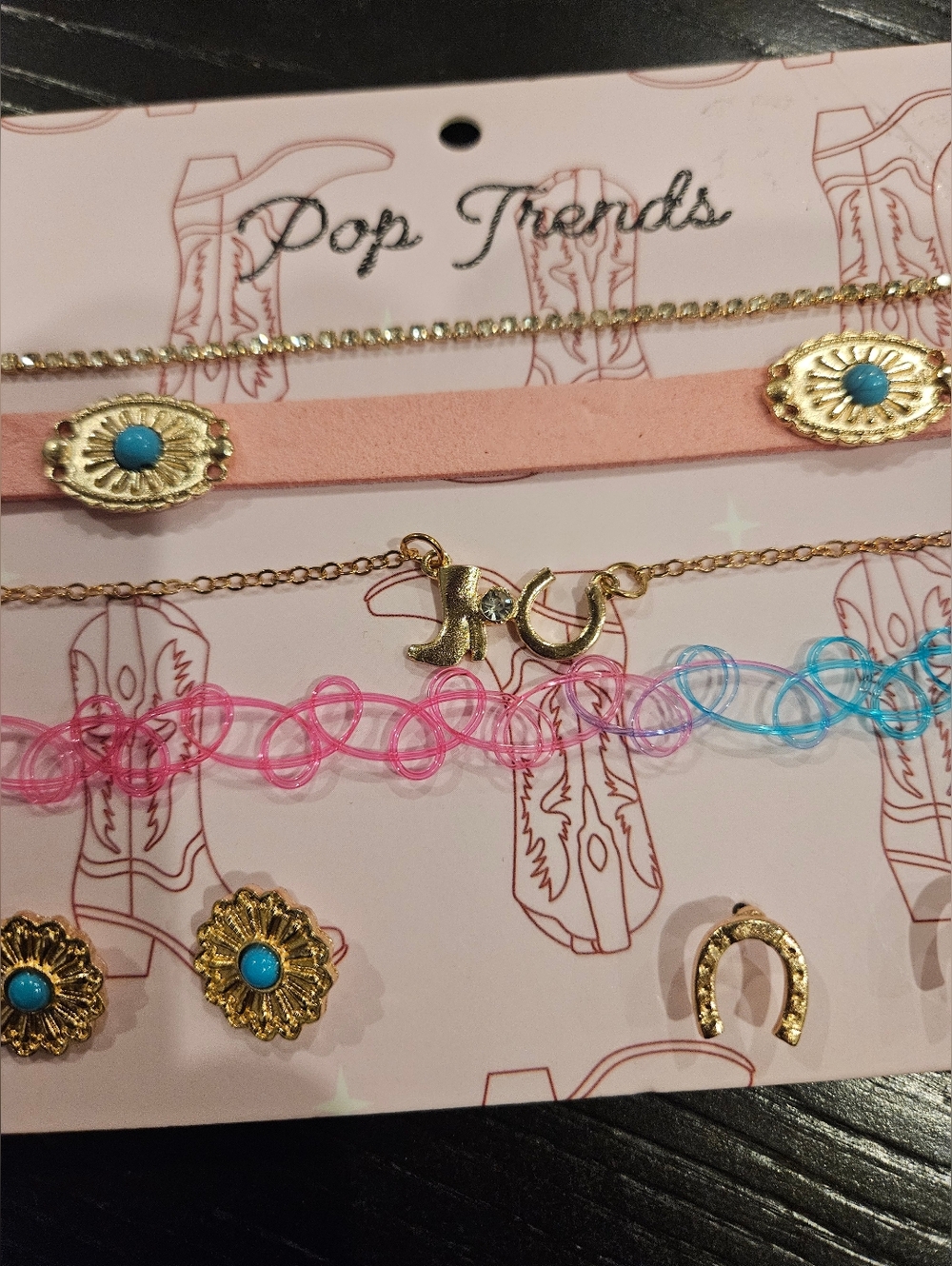 NEW Pop Trends Jewelry Set - Picture 5 of 11